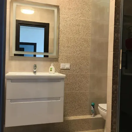 Kadorr Apartment
